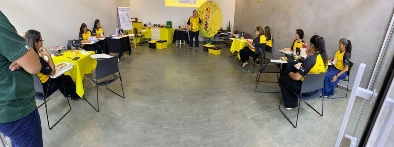 Curso de capacitação das professoras do Jardim no recinto da agência Sicredi de Pedrinhas Paulista nos dias 23 e 24 de janeiro
